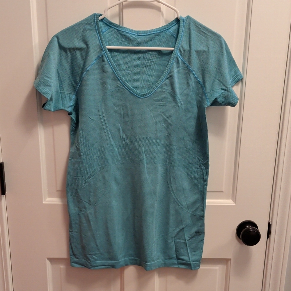 lululemon athletica Teal Short Sleeve Top